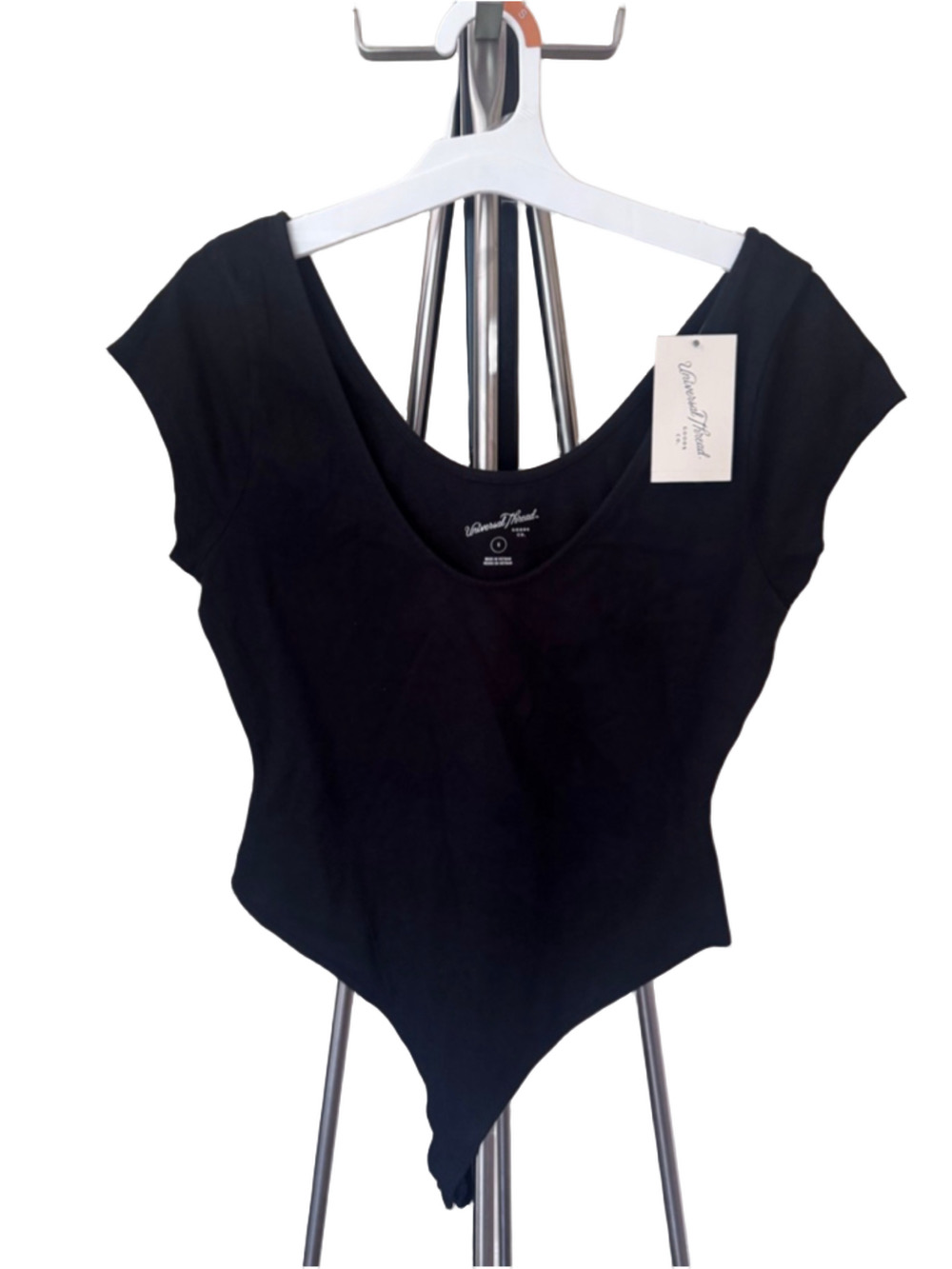 Universal Thread Black Short Sleeve Bodysuit Women's Small